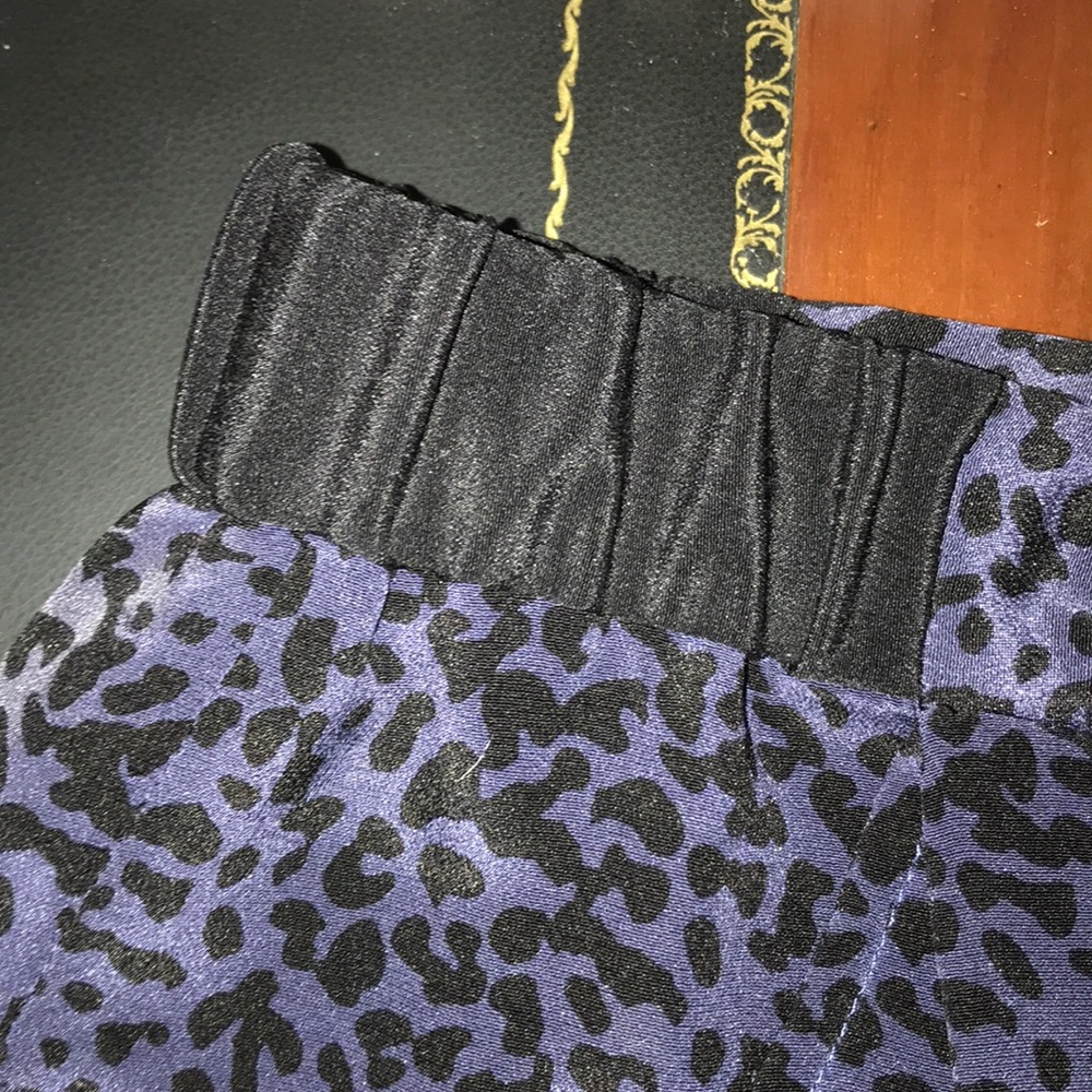 Anlo mini skirt size small - Picture 3 of 4